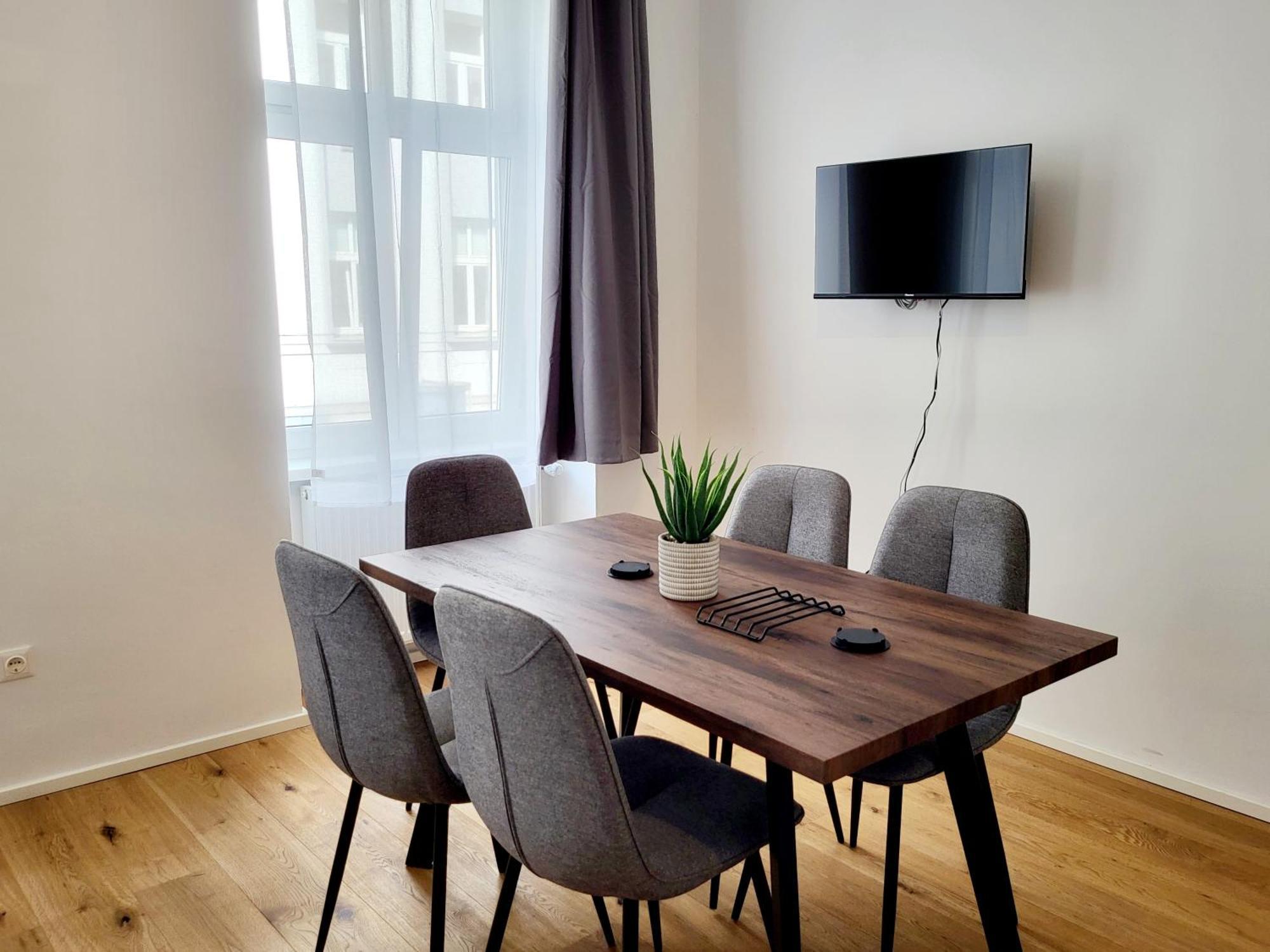 Neulerchenfelder City Apartment Wina Bagian luar foto